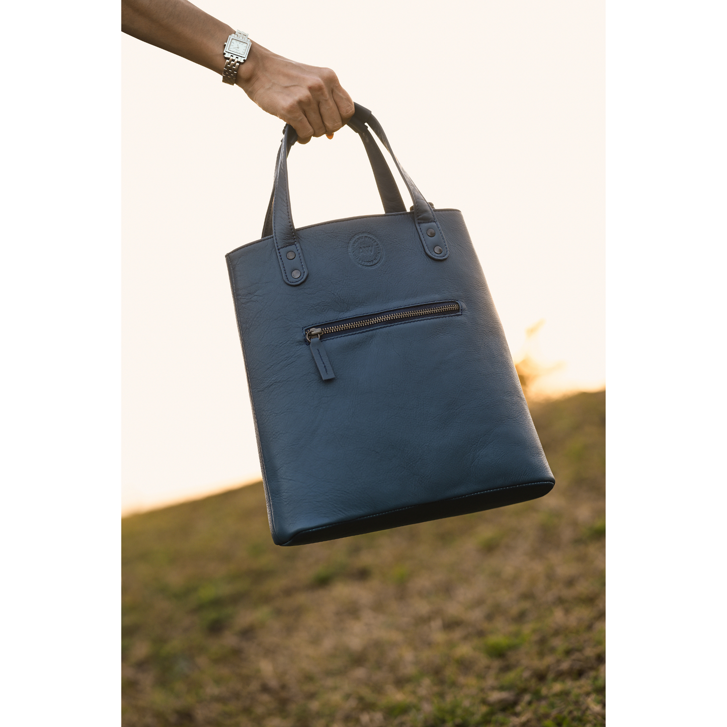 TWO WINE BOTTLE TOTE IN BLUE