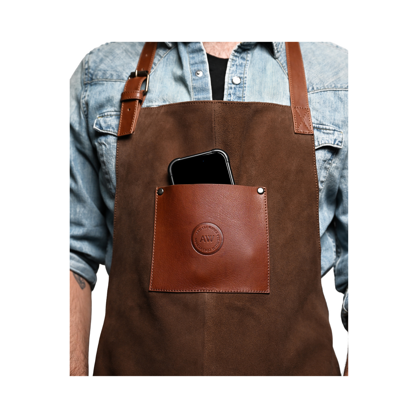 LEATHER APRON WITH POCKETS IN BROWN