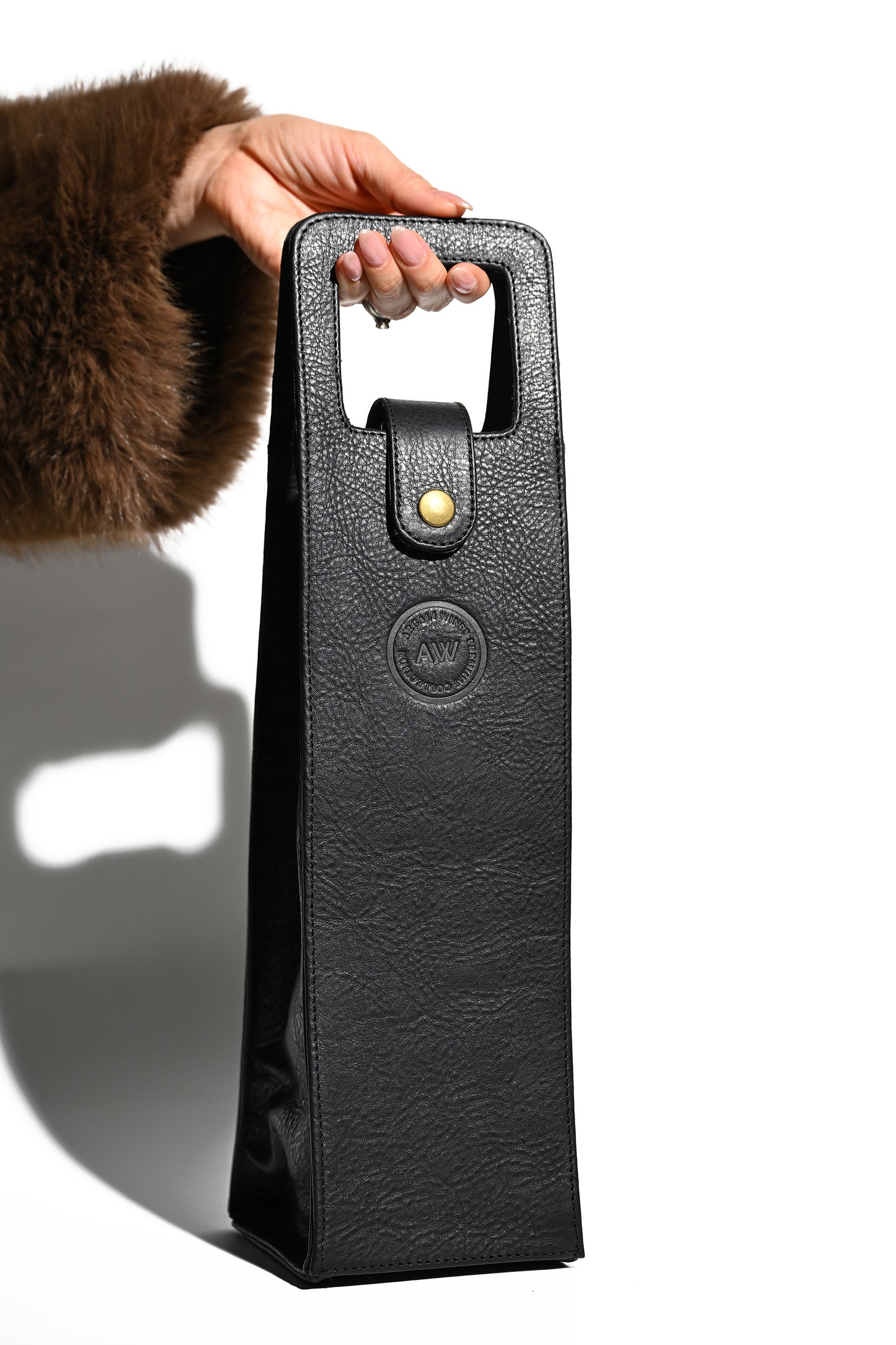 SINGLE WINE BOTTLE TOTE IN BROWN